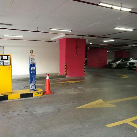 Vince'S Icity Soho Homestay Water Park Red Carpet Shah Alam Light City Central Exterior foto