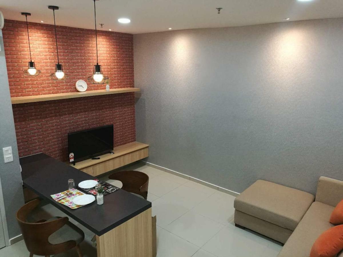 Vince'S Icity Soho Homestay Water Park Red Carpet Shah Alam Light City Central Exterior foto